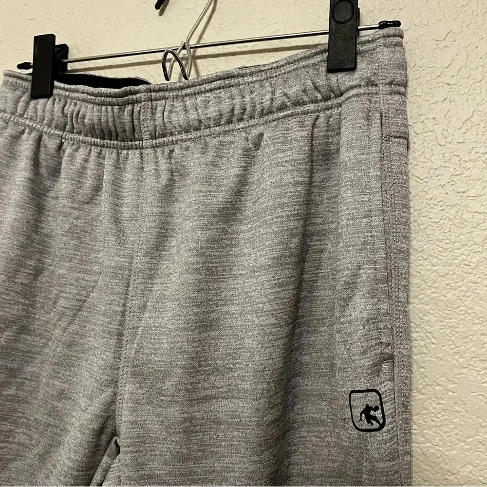 And1 gray drawstring sweatpants men's size small in EUC